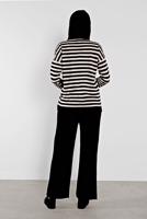 Tesettür giyim SİYAH ÇİZGİLİ BÜZGÜLÜ TAKIM 4102 