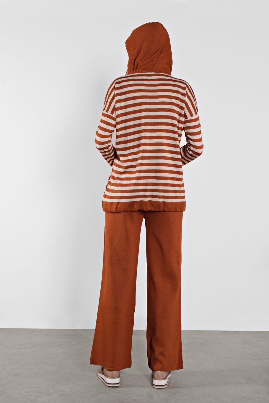 Vêtements hijab TABA COSTUME TAILLE-BOULLIONNÉE À RAYURES  4102 