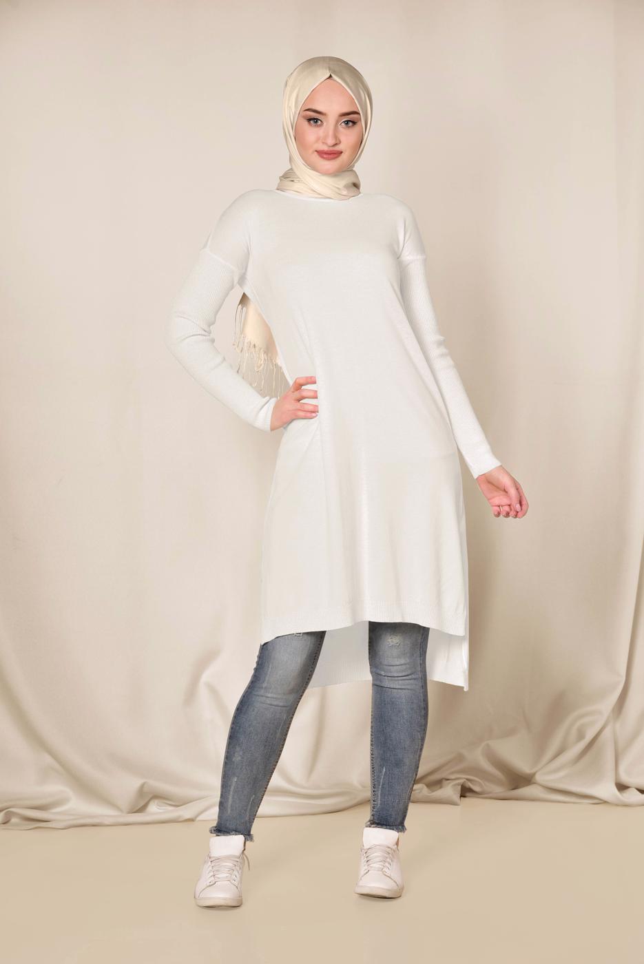Tesettür giyim KREM ALVİNA YANLARI YIRTMAÇLI SİMLİ TUNİK 4523  