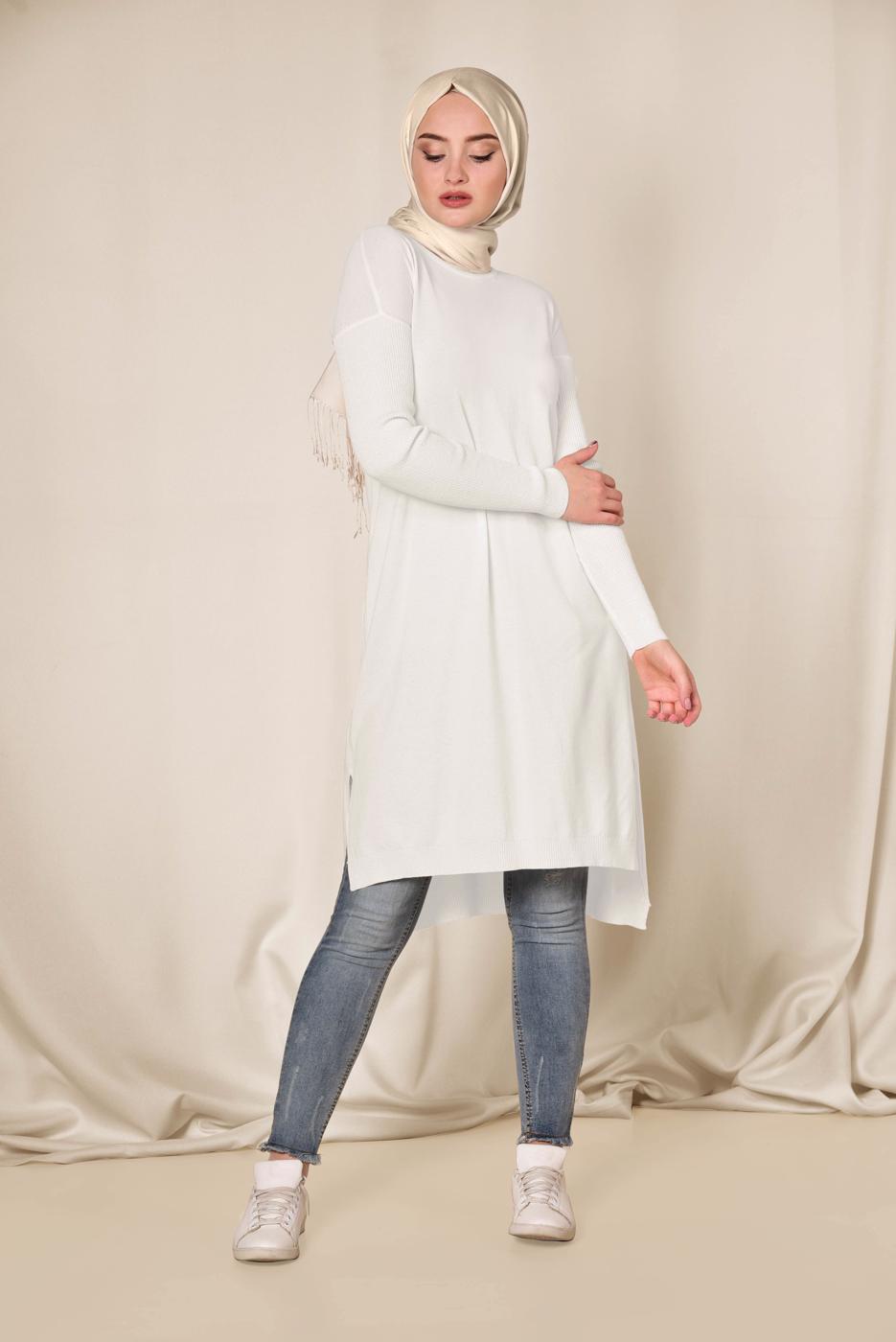 Tesettür giyim KREM ALVİNA YANLARI YIRTMAÇLI SİMLİ TUNİK 4523  