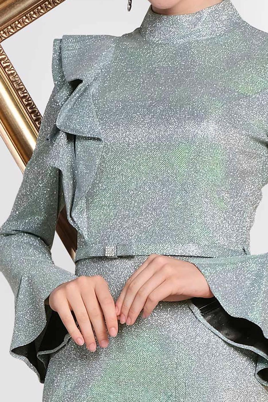 Tesettür giyim YEŞİL  ALVİNA VOLAN DETAYLI BALIK MODEL SİMLİ ABİYE 5550