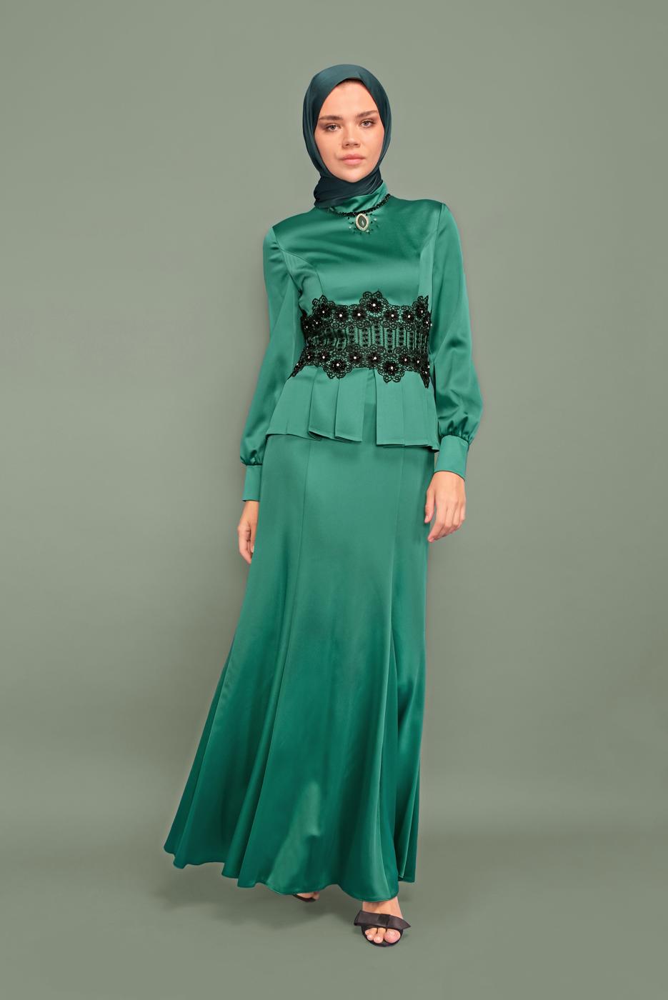Tesettür giyim YEŞİL ALVİNA  DANTELLİ BONCUKLU SATEN ABİYE ELBİSE 5933 