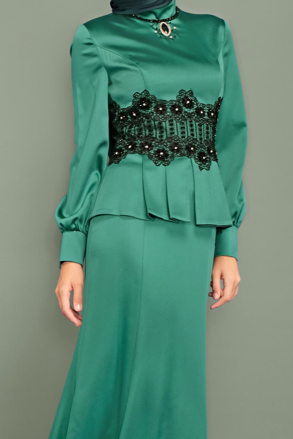 Tesettür giyim YEŞİL ALVİNA  DANTELLİ BONCUKLU SATEN ABİYE ELBİSE 5933 