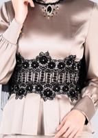 Tesettür giyim BEJ ALVİNA  DANTELLİ BONCUKLU SATEN ABİYE ELBİSE 5933 