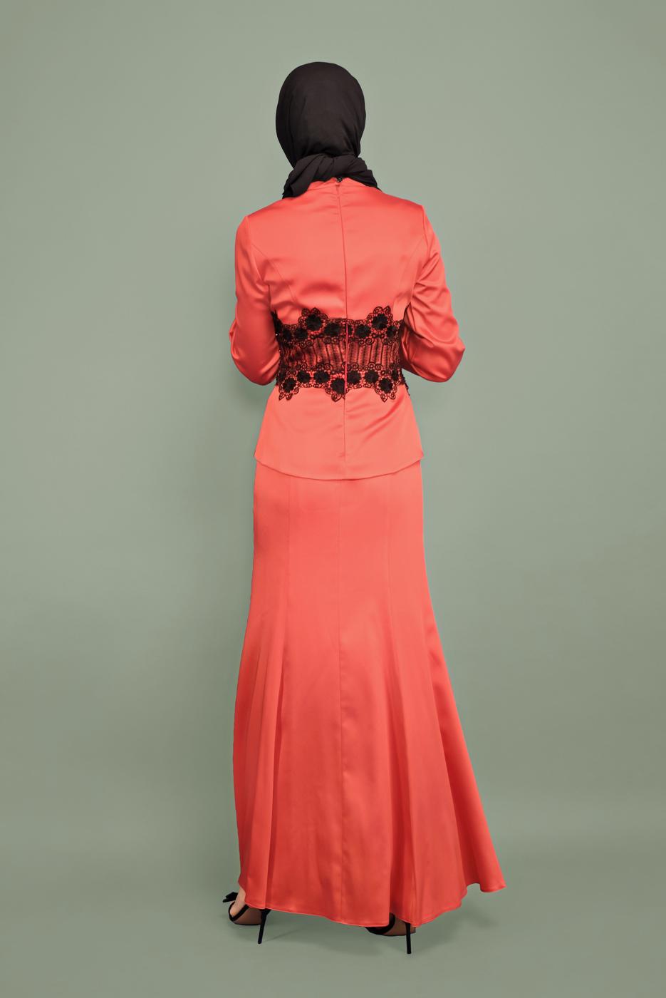 Tesettür giyim MERCAN ALVİNA  DANTELLİ BONCUKLU SATEN ABİYE ELBİSE 5933 