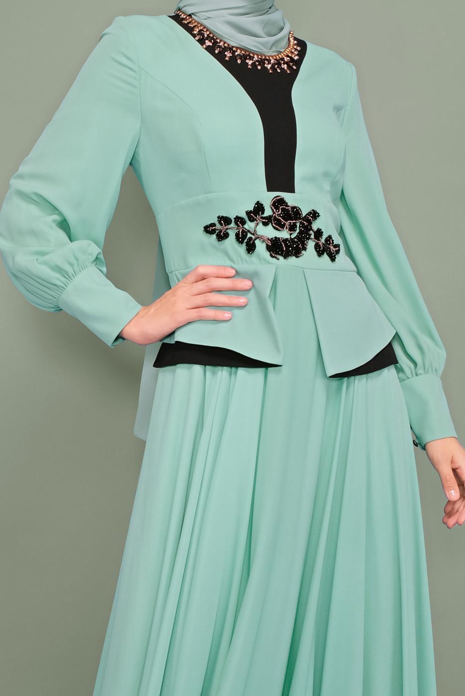 Tesettür giyim YEŞİL NAKIŞ İŞLEMELİ BONCUKLU ABİYE T 5957