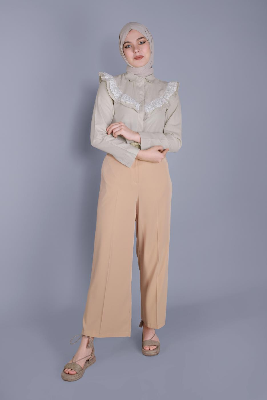 Tesettür giyim BEJ PAMUKLU FIRFIR DANTEL DETAYLI BLUZ 23257 