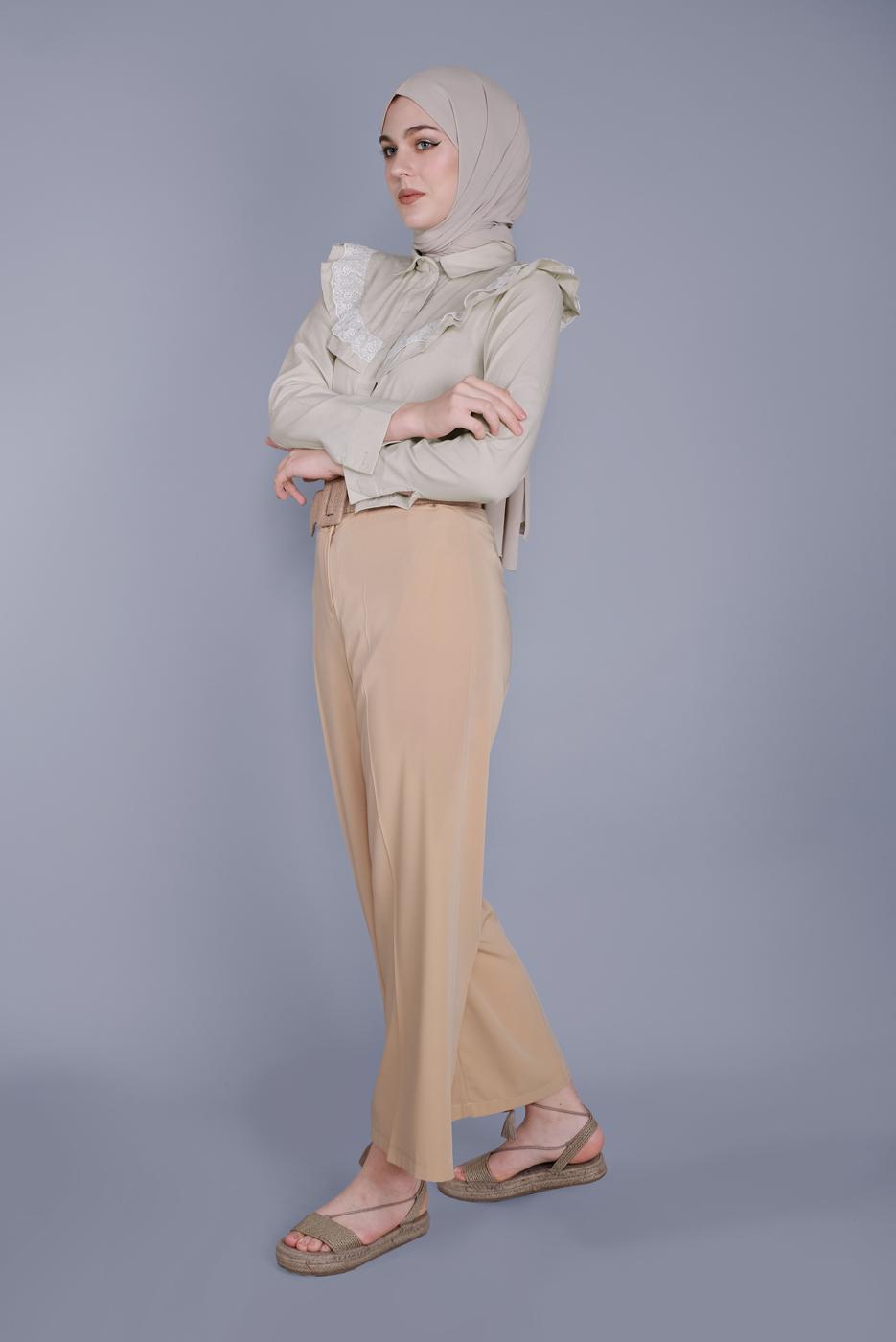 Tesettür giyim BEJ PAMUKLU FIRFIR DANTEL DETAYLI BLUZ 23257 