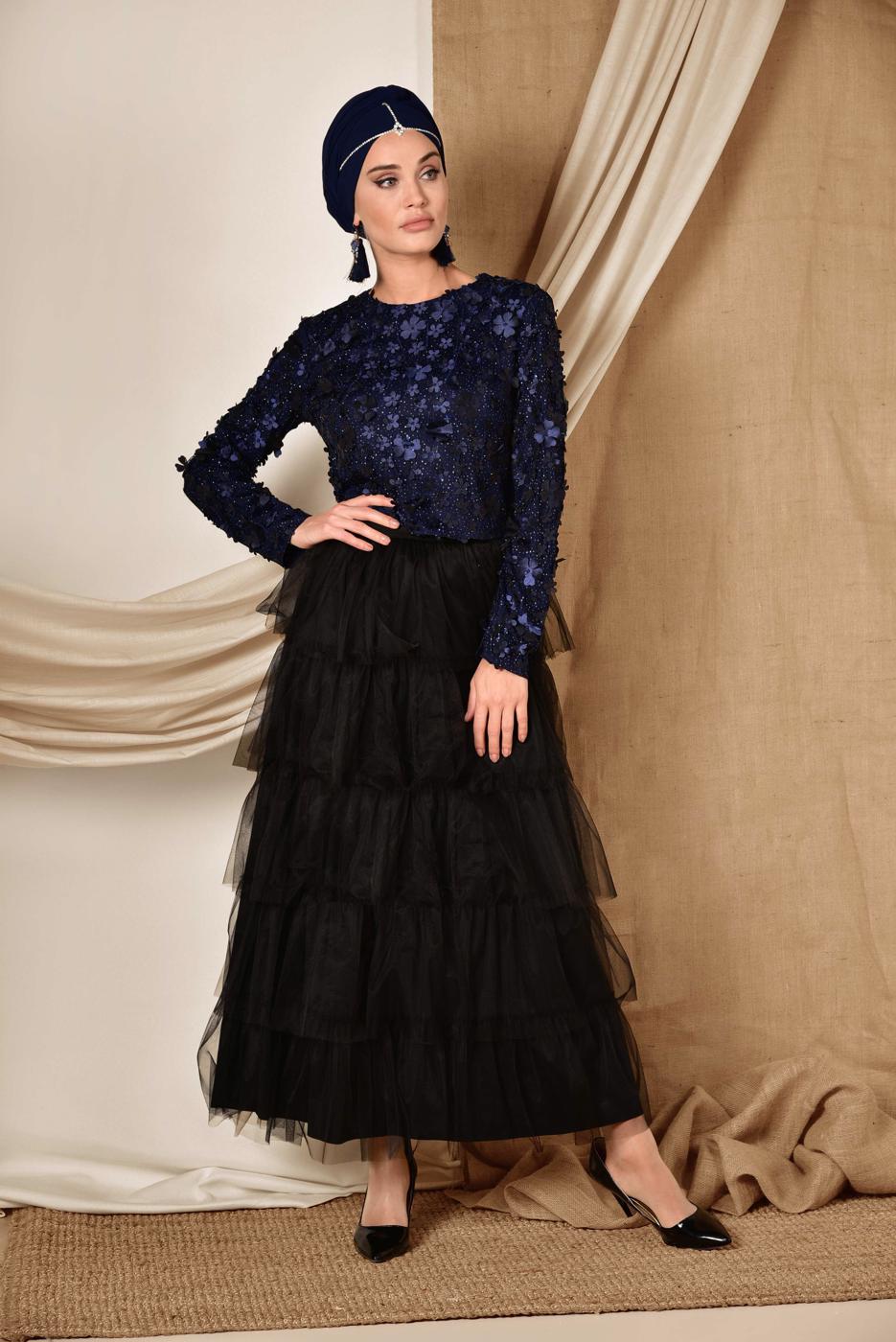 Tesettür giyim LACİVERT  ALVİNA ÜÇ BOYUTLU ÇİÇEK DETAYLI ABİYE BLUZ 4064