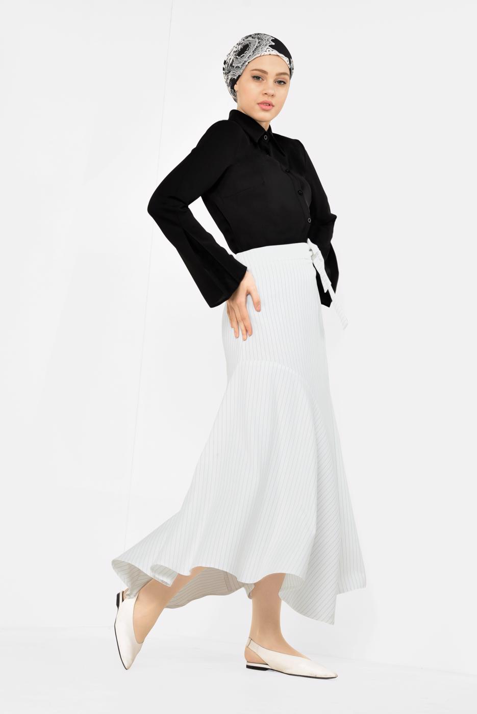 Tesettür giyim SİYAH ALVİNA  PİLİSE DETAYLI GENİŞ KOL BLUZ 4888