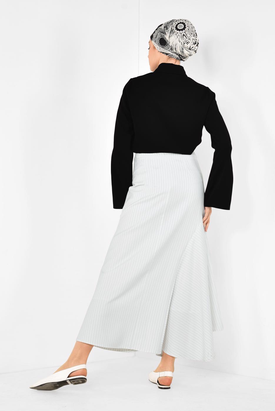 Tesettür giyim SİYAH ALVİNA  PİLİSE DETAYLI GENİŞ KOL BLUZ 4888