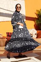 Tesettür giyim SİYAH KUŞAKLI YUVARLAK YAKA ÇİÇEK DESENLİ ELBİSE  640000 