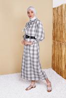 Tesettür giyim EKRU BELİ KUŞAKLI ÇİZGİLİ ELBİSE 0354 