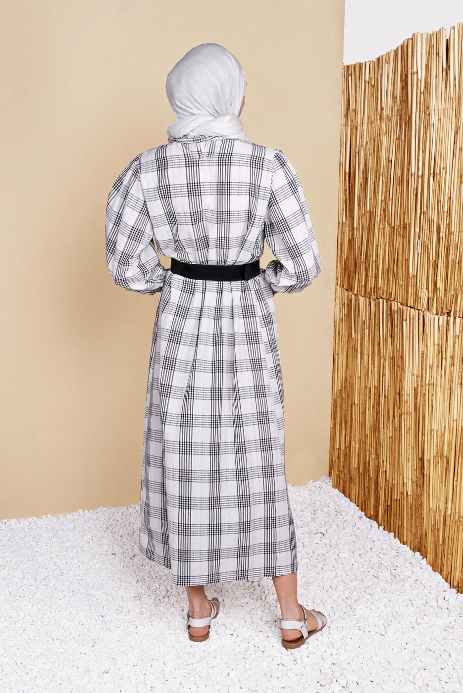 Tesettür giyim EKRU BELİ KUŞAKLI ÇİZGİLİ ELBİSE 0354 