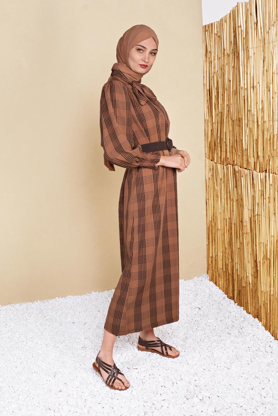 Tesettür giyim TABA BELİ KUŞAKLI ÇİZGİLİ ELBİSE 0354 