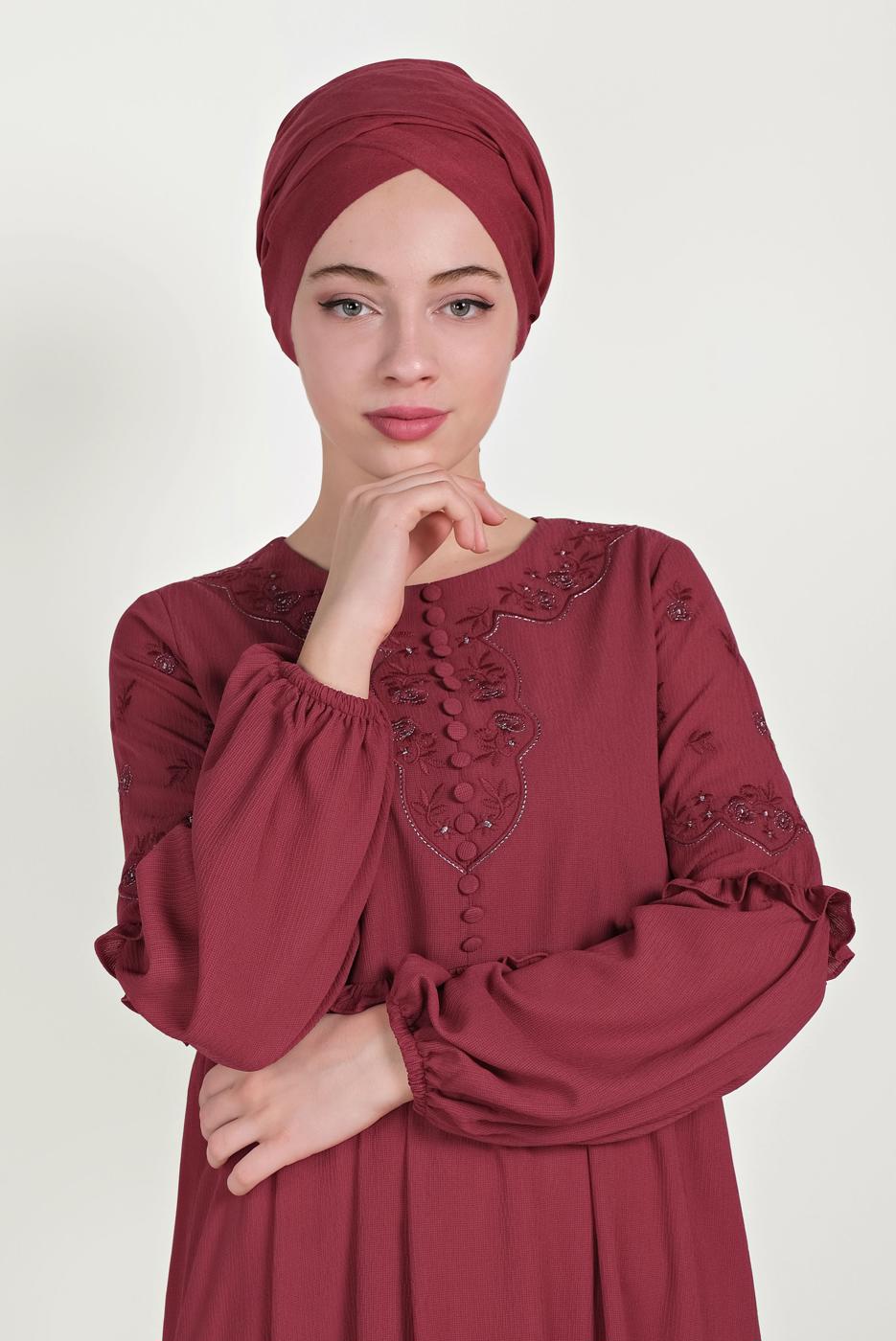 Tesettür giyim BORDO ALVİNA DÜĞMELİ NAKIŞLI ELBİSE 40500 