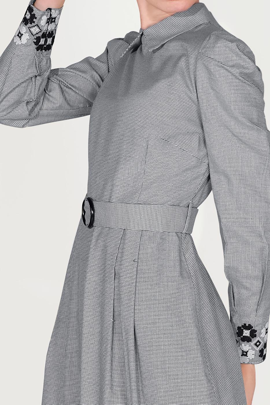 Tesettür giyim SİYAH ALVİNA PAMUKLU KAZAYAĞI DESENLİ NAKIŞ DETAYLI ELBİSE T 40520