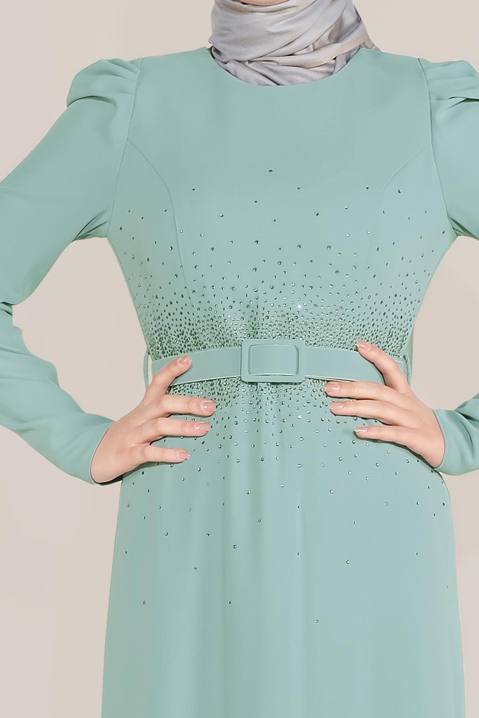 Tesettür giyim YEŞİL ALVİNA İŞLEMELİ KEMERLİ ELBİSE T 40586