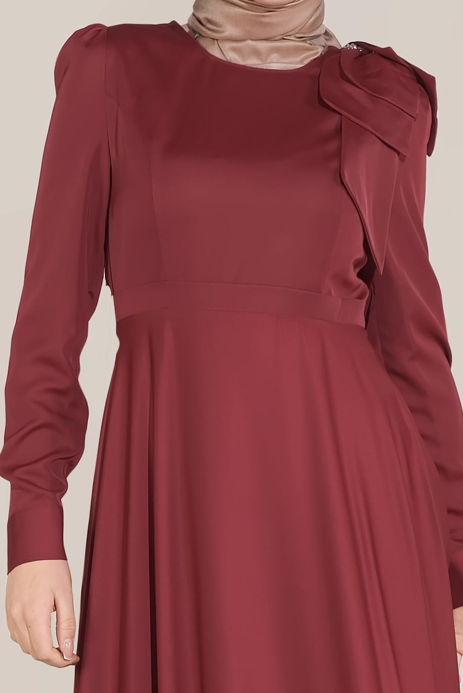Tesettür giyim KIRMIZI ALVİNA FİYONK DETAYLI ELBİSE 40735