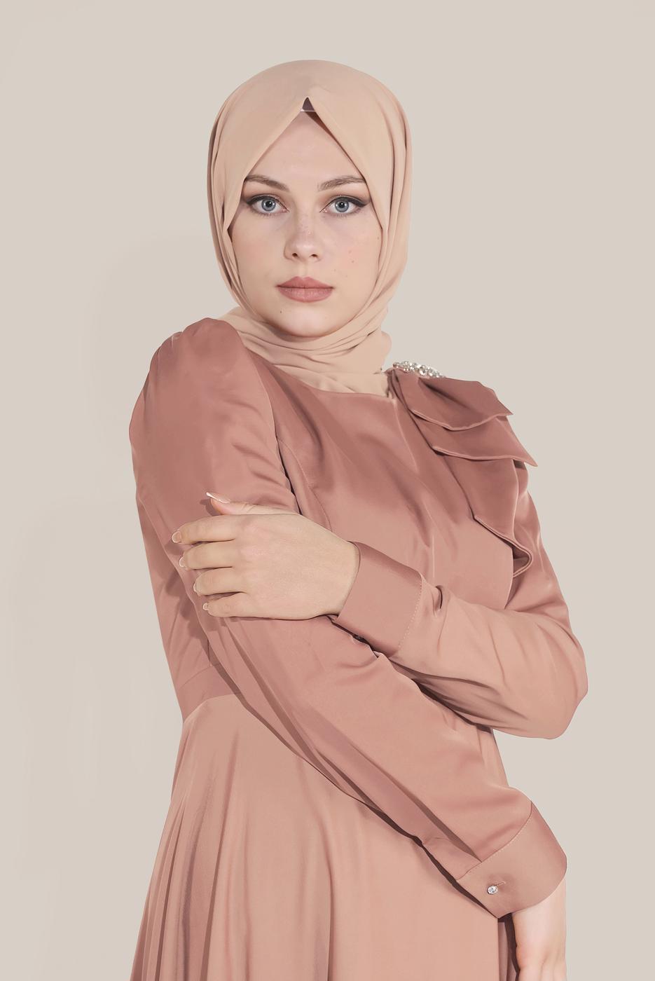 Tesettür giyim PUDRA ALVİNA FİYONK DETAYLI ELBİSE 40735