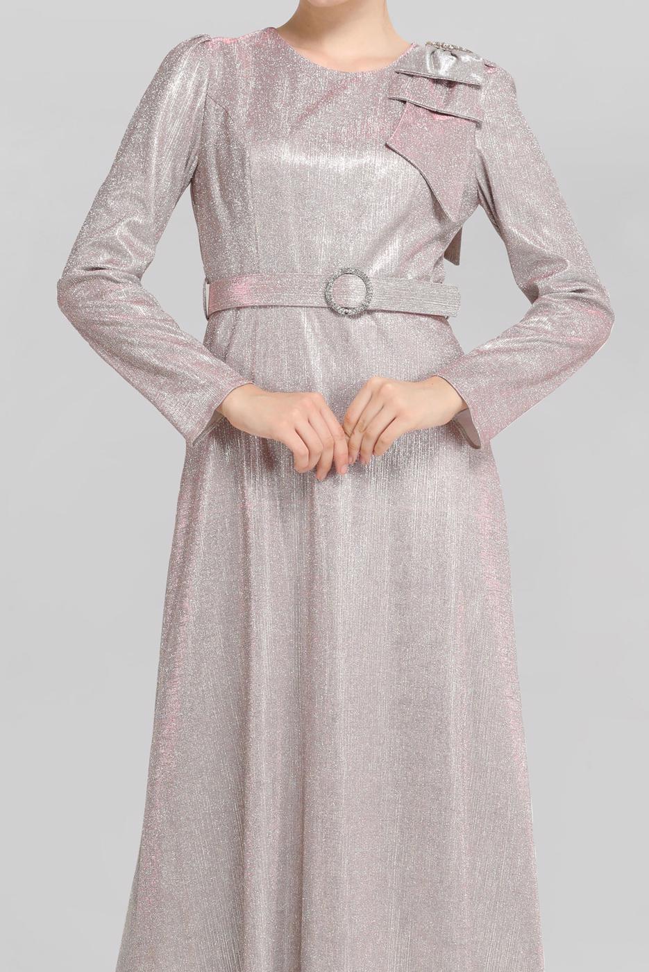 Tesettür giyim PUDRA ALVİNA FİYONK DETAYLI ELBİSE T 40769