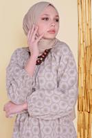 Tesettür giyim BEJ DESENLİ KUŞAKLI ELBİSE  4101 