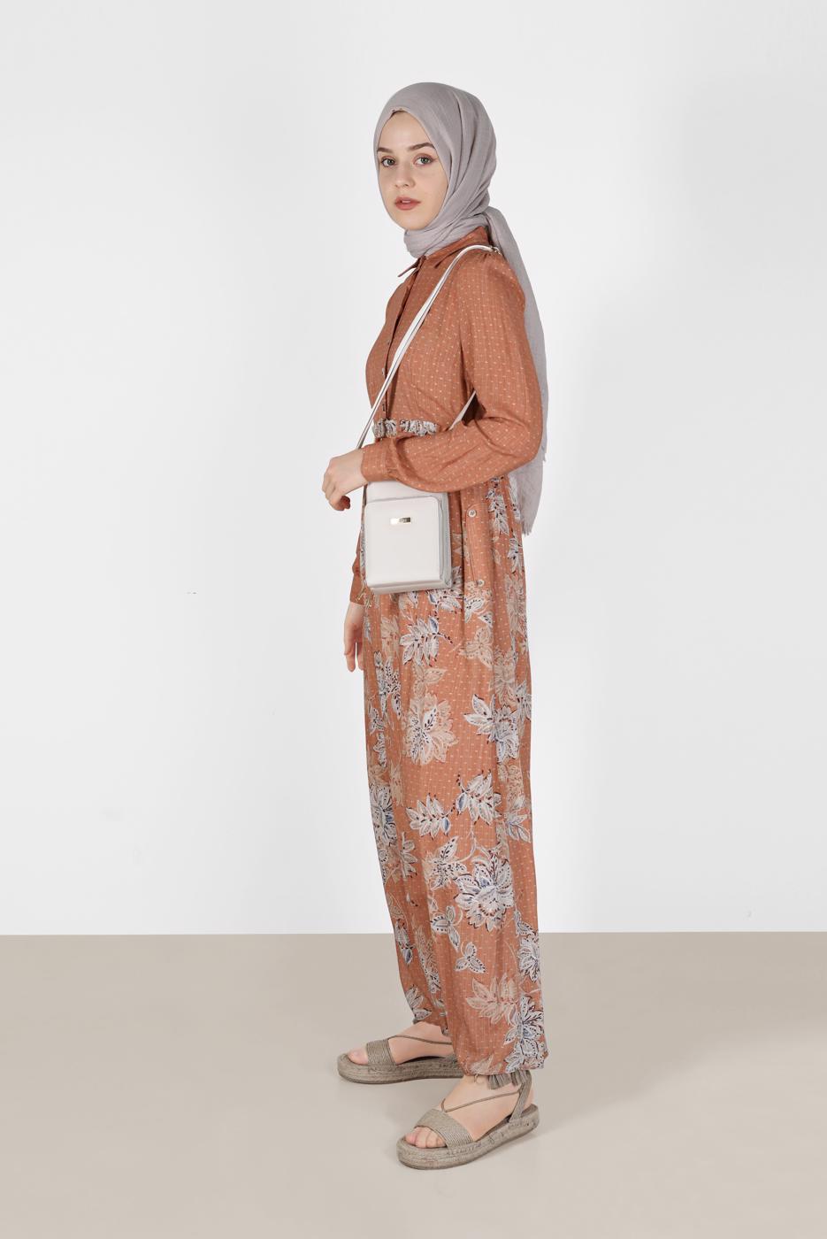 Tesettür giyim KAHVE ALVİNA ÇİÇEKLİ FERMUARLI ELBİSE T 41549