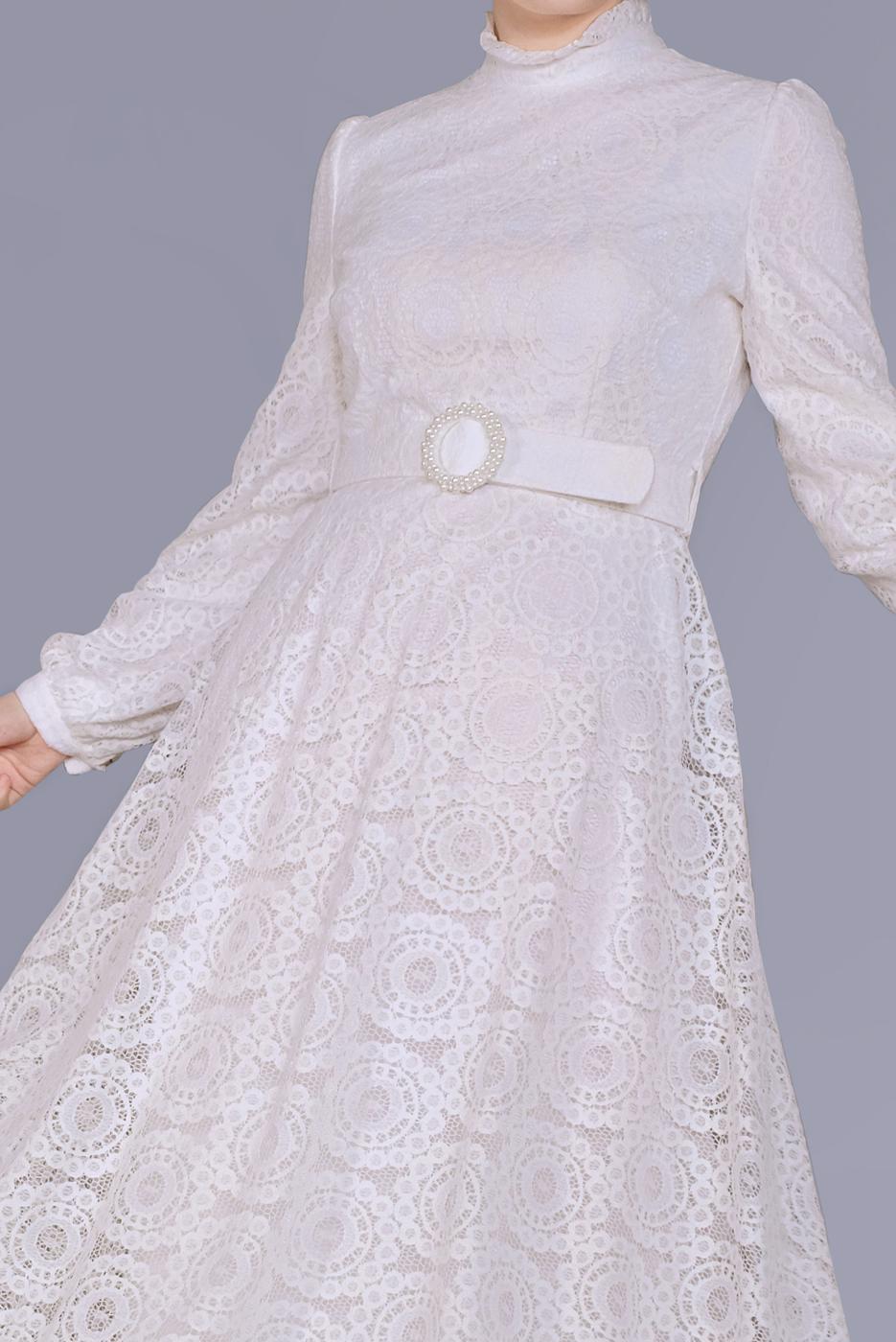 Tesettür giyim EKRU ALVİNA DANTELLİ YUVARLAK YAKA ELBİSE T 41662