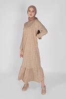 Tesettür giyim BEJ MANŞETLERİ LASTİKLİ DESENLİ ELBİSE 5166 