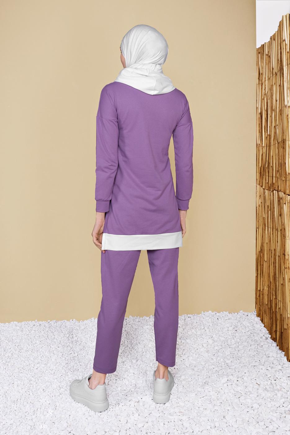 Tesettür giyim MOR KAPÜŞONLU PARÇA DETAYLI İKİLİ PANTOLONLU EŞOFMAN TAKIMI 0555