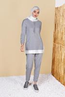 Tesettür giyim GRİ KAPÜŞONLU PARÇA DETAYLI İKİLİ PANTOLONLU EŞOFMAN TAKIMI 0555