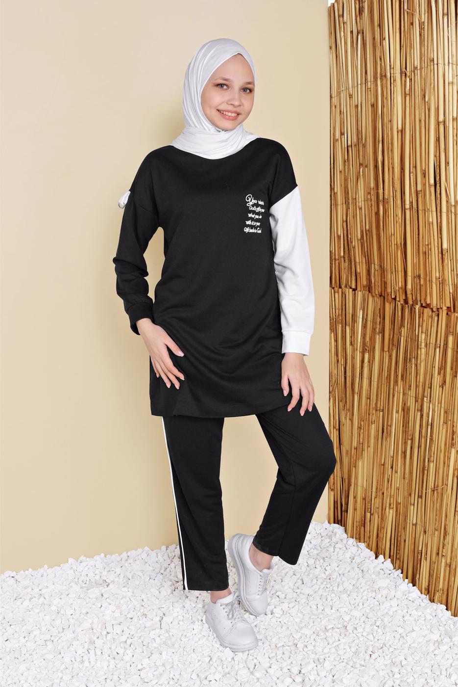 Tesettür giyim SİYAH YAZI BASKILI İKİLİ PANTOLONLU EŞOFMAN TAKIMI 2056