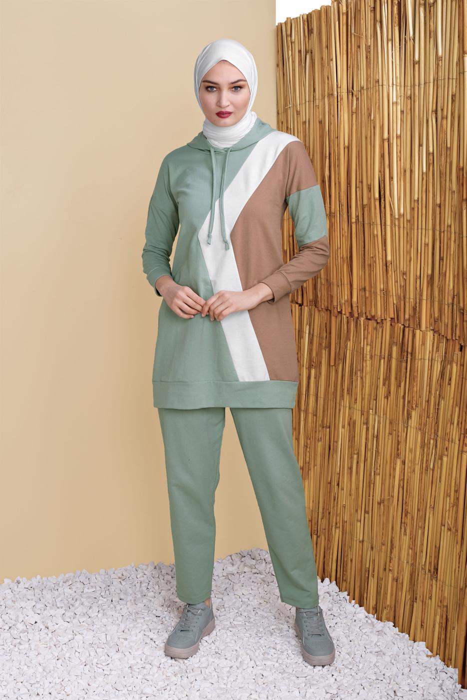 Tesettür giyim YEŞİL ÜÇ RENK PANTOLONLU EŞOFMAN TAKIM  3555 