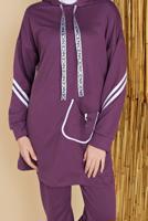 Tesettür giyim MOR ŞERİTLİ KAPÜŞONLU İKİLİ PANTOLONLU EŞOFMAN TAKIM  4056  