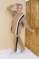 Tesettür giyim KAHVE ŞERİT DETAYLI PANTOLONLU EŞOFMAN TAKIM  8256  