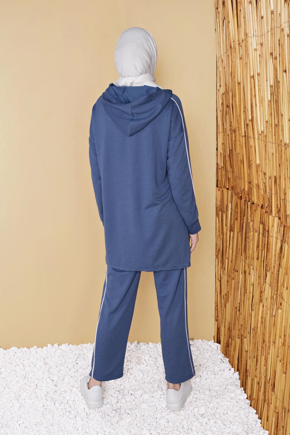 Tesettür giyim LACİVERT ŞERİTLİ KAPÜŞONLU İKİLİ PANTOLONLU TAKIM 8456