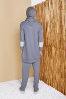 Tesettür giyim GRİ KARELİ ÜÇ RENKLİ PANTOLONLU EŞOFMAN TAKIM  9555