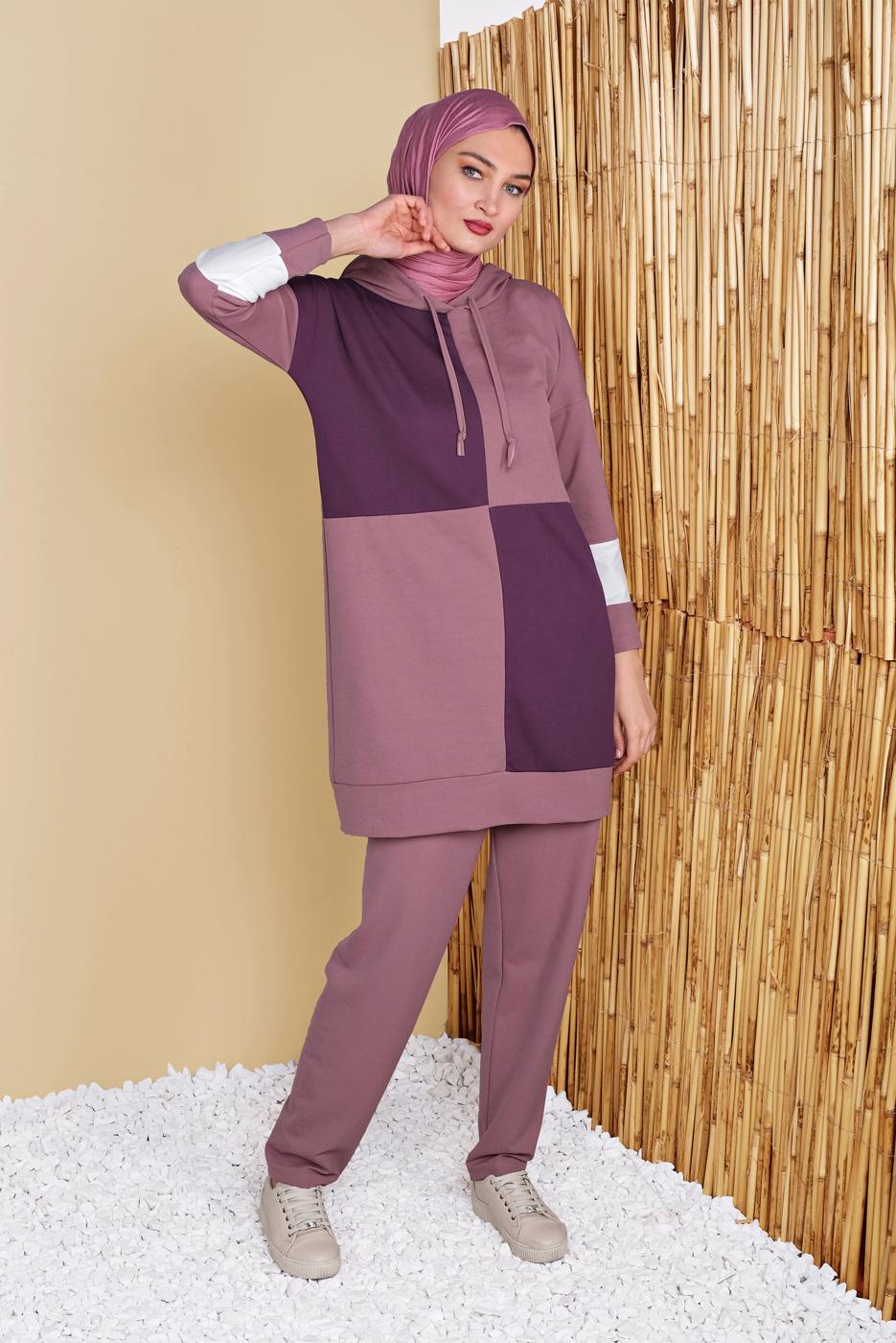 Tesettür giyim PEMBE KARELİ ÜÇ RENKLİ PANTOLONLU EŞOFMAN TAKIM  9555