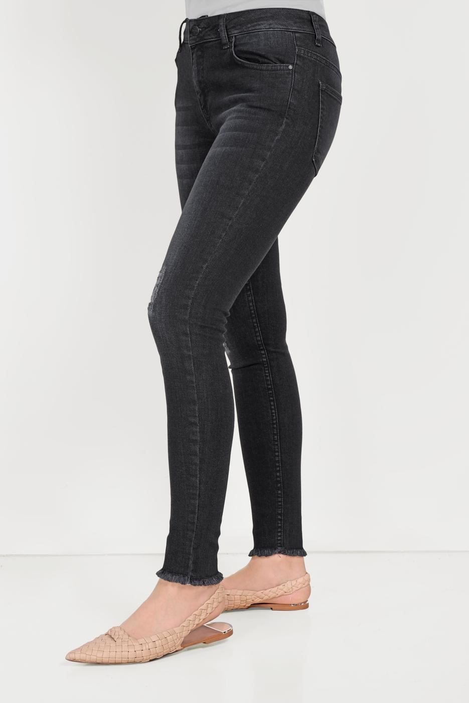 Tesettür giyim GRİ ALVİNA ESKİTME DETAYLI DENİM PANTOLON 70061