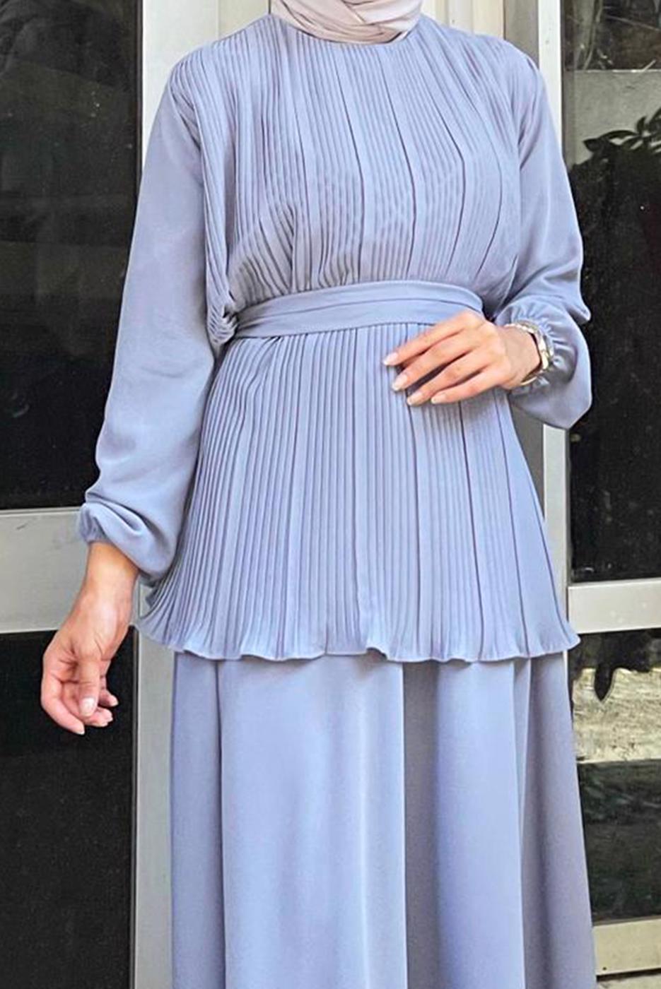 Tesettür giyim GRİ DRAPELİ KUŞAKLI ETEKLİ TAKIM 0710 