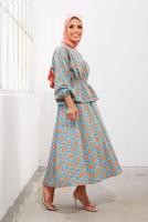 Tesettür giyim MAVİ ÇİÇEK DESENLİ İKİLİ ETEKLİ TAKIM 1610