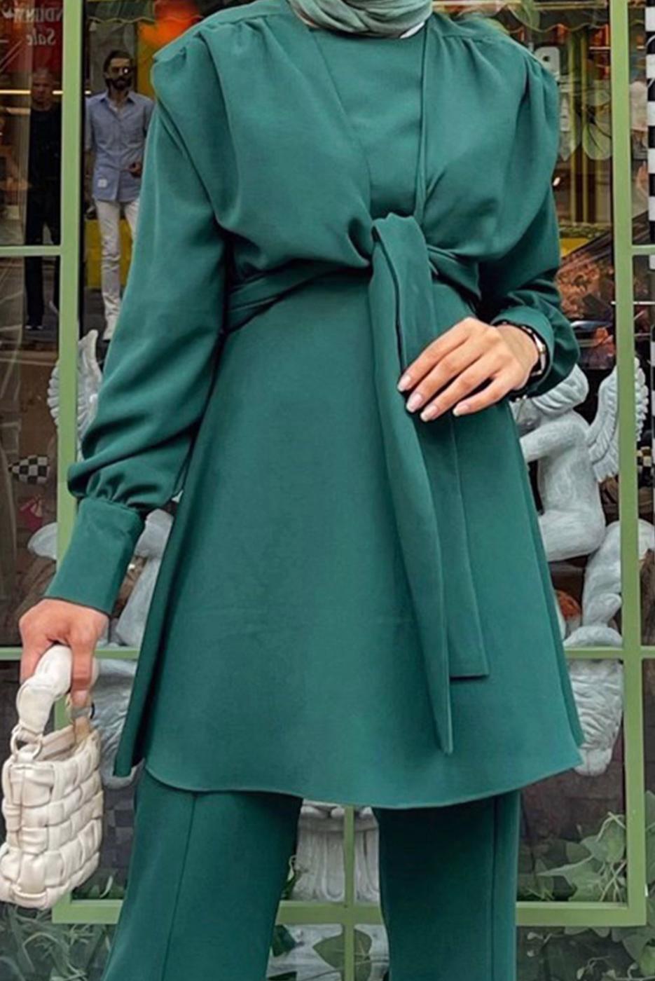 Tesettür giyim YEŞİL BAĞLAMA DETAYLI VATKALI İKİLİ PANT. TAKIM 730000 