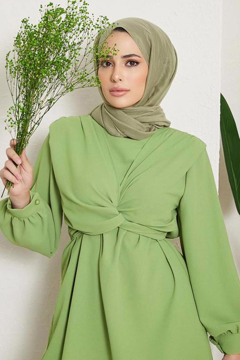 Tesettür giyim YEŞİL BAĞLAMA DETAYLI VATKALI İKİLİ PANT. TAKIM 730000 