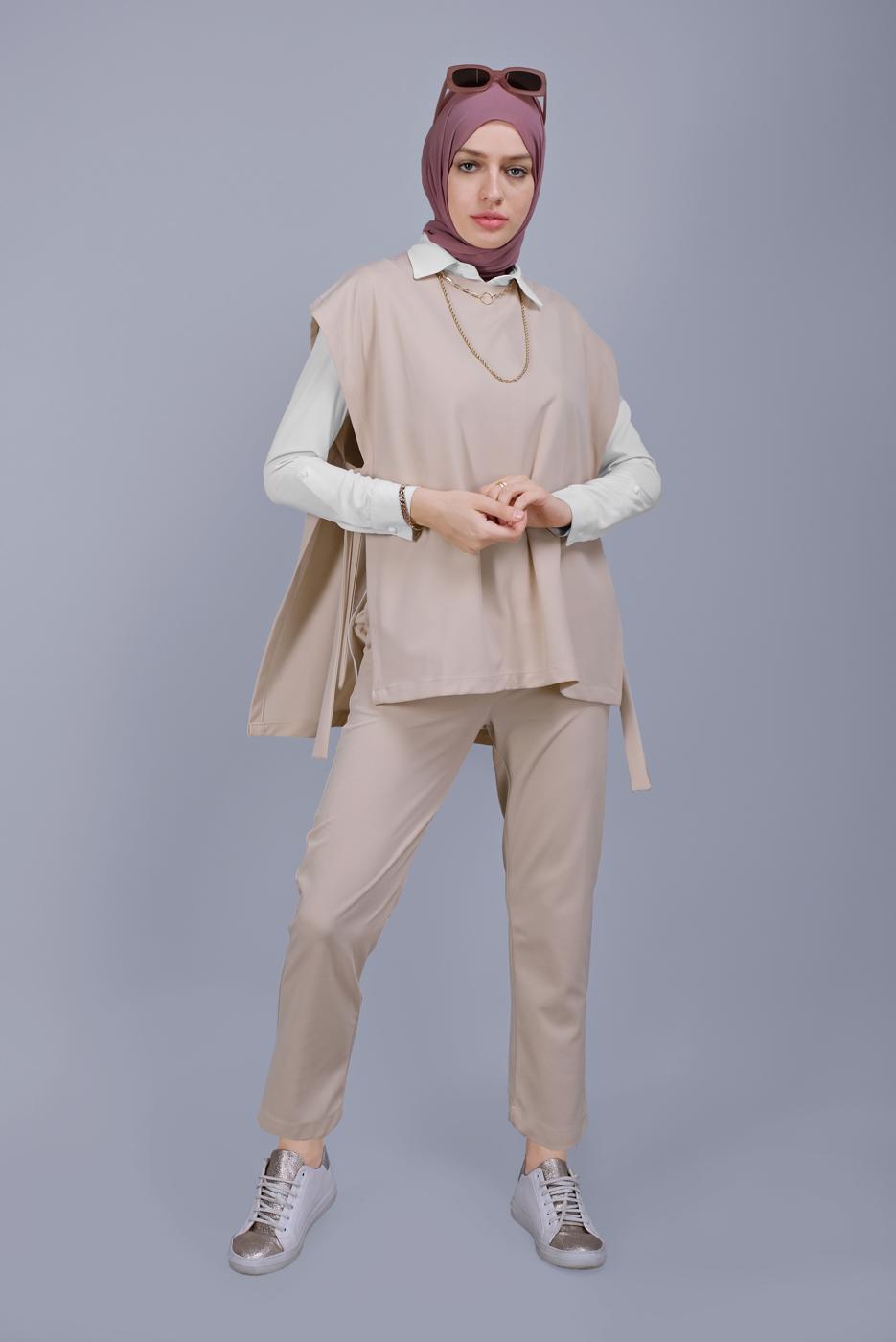 Tesettür giyim BEJ YANDAN BAĞLAMALI İKİLİ PANTOLONLU TAKIM 352 