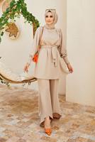 Tesettür giyim BEJ PAÇA DETAYLI KUŞAKLI PANTOLONLU TAKIM 1010 