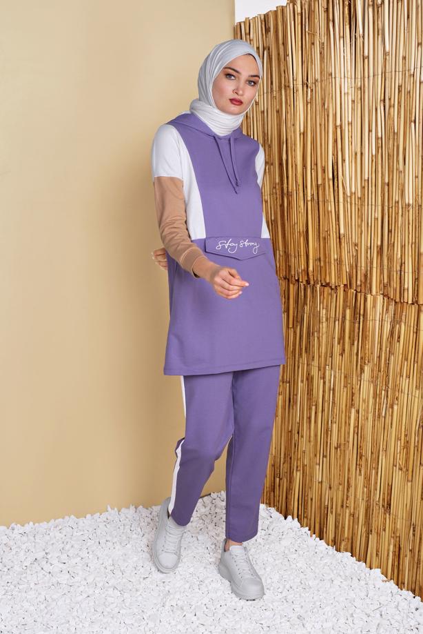 Tesettür giyim  RENKLİ YAZI DETAYLI İKİLİ PANTOLONLU EŞOFMAN TAKIMI 4555 - TRENDTESETTÜR