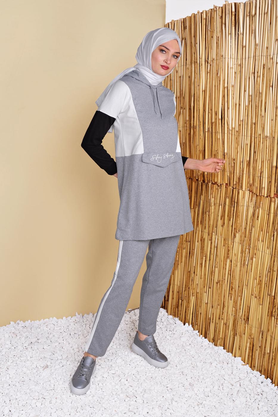 Vêtements hijab GRIS ENSEMBLE SURVÊTEMENT IMPRIMÉ AVEC PANTALON 4555
