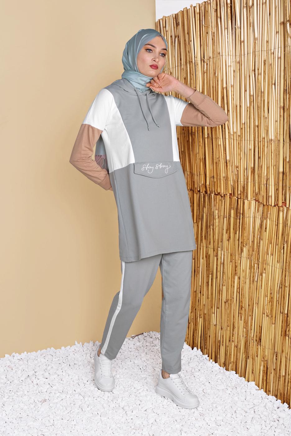 Tesettür giyim YEŞİL RENKLİ YAZI DETAYLI İKİLİ PANTOLONLU EŞOFMAN TAKIMI 4555