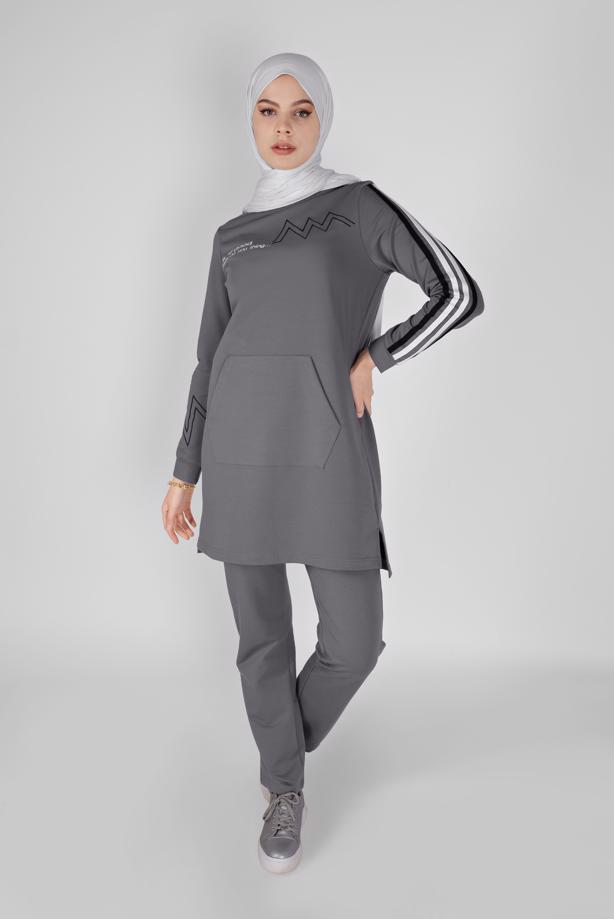 Hijab clothing  STRIPE DETAIL TRACKSUIT SET WITH PANTS 4719   - TRENDTESETTÜR