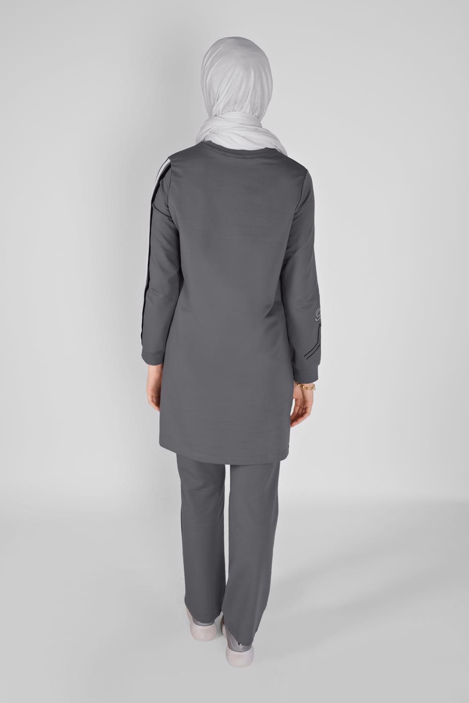 Tesettür giyim GRİ ŞERİT DETAYLI  PANTOLONLU EŞOFMAN TAKIM 4719  